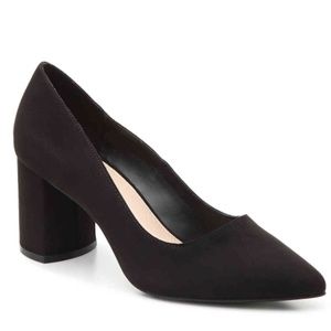 Kelly & Katie - Rosewell Pump